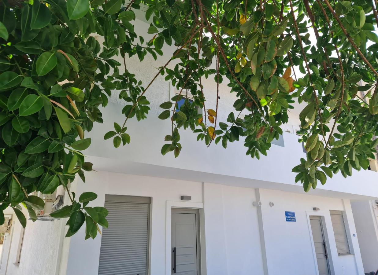 Sarri Appartments Amoudara Lasithiou Buitenkant foto